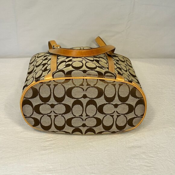 Coach Signature Canvas Bucket Purse with Dust Bag - Picture 7 of 10